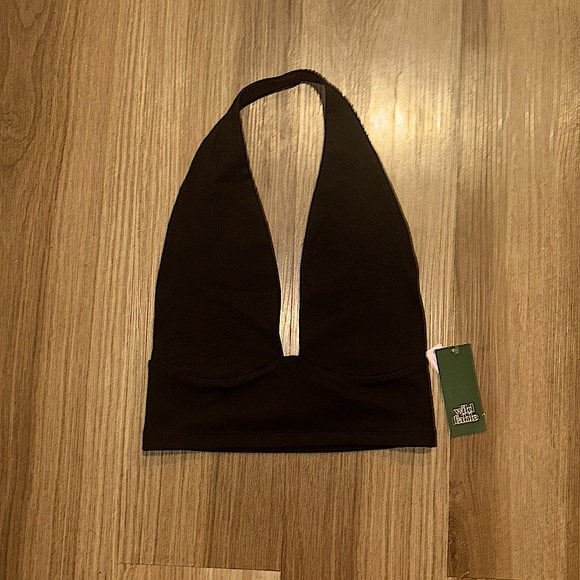 black halter top - Picture 1 of 2